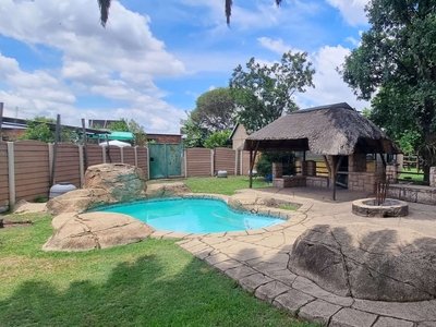 4 Bed House For Rent Fairlead Benoni