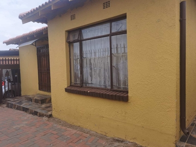 4 Bed House For Rent Tlamatlama Tembisa