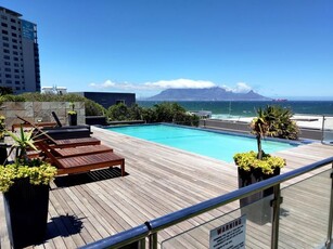 2 Bedroom apartment for sale in Bloubergstrand