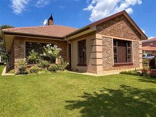 3 Bed House in Tuscany Ridge