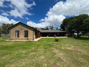 499 ha Farm in Grahamstown Central