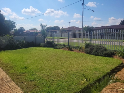 3 bedroom house for sale in Selection Park
