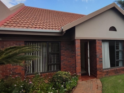 3 Bedroom Townhouse to rent in Flamwood