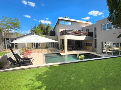5 Bedroom Freehold For Sale in Fourways Gardens