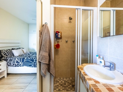 2 bedroom apartment to rent in Umdloti Beach