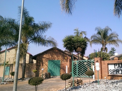 2 BEDROOM GARDEN APARTMENT TO RENT IN HIGHVELD