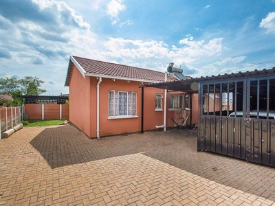 3 bedroom Property for sale Riverlea Ext 2 (Horsehoe)