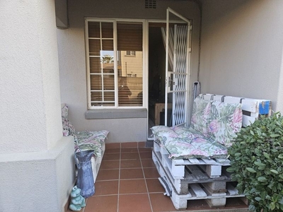 3 Bedroom townhouse-villa in Eden Glen For Sale