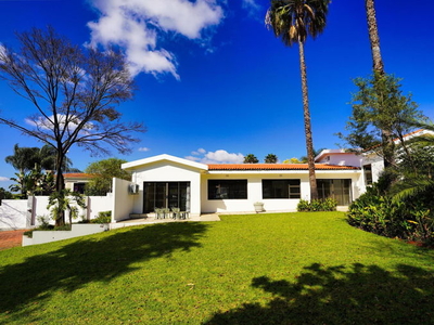 A stunning house located in the highly sought-after location of Morningside for Corporate rental