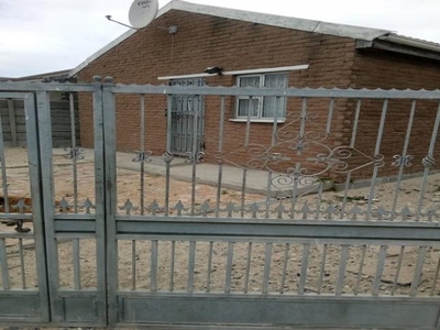 House For Sale in Mandelapark