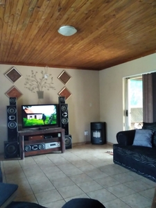 House for sale in Model Park, Witbank