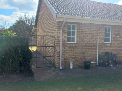 3 bedroom house for sale in Daggafontein