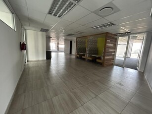 511m2 Beautiful office space TO LET in Southdowns Ridge