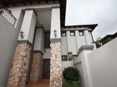 4 Bedroom House For Sale in Featherbrooke Estate