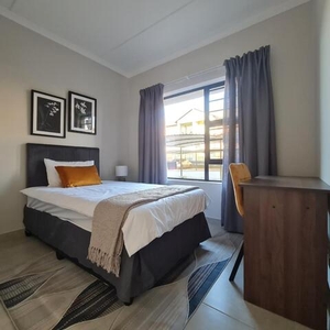 Apartment For Sale In Brentwood, Benoni