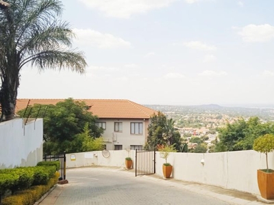 2 Bedroom apartment for sale in Constantia Kloof, Roodepoort