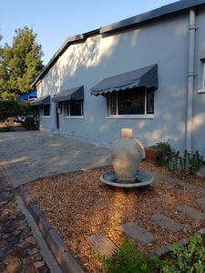 2 Bedroom Flat To Let in Polokwane Central