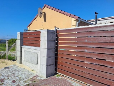 House For Rent In Strandfontein, Western Cape