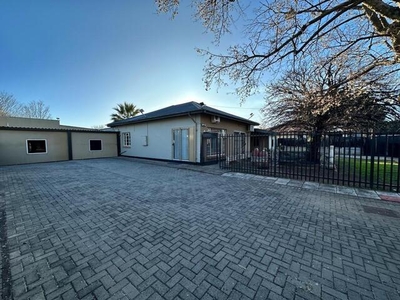 House For Sale In Noordhoek, Bloemfontein