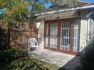 1 Bedroom Garden Cottage To Let in Pinelands