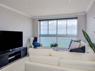 2 Bedroom Apartment For Sale in Bloubergstrand