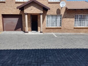 2 Bedroom Apartment For Sale in Bo-dorp