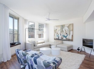 2 Bedroom Apartment For Sale in Cape Town City Centre