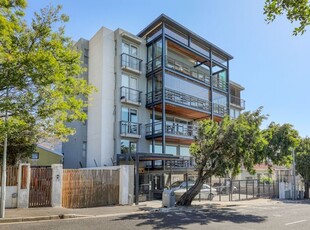 2 Bedroom Apartment To Let in Vredehoek