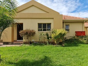 2 Bedroom Flat For Sale in Mmabatho