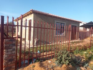 2 Bedroom Freehold For Sale in Promosa