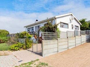 2 Bedroom House For Sale in Saldanha Central