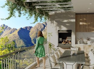 2 Bedroom Simplex For Sale in Franschhoek