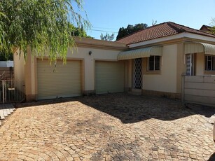 2 Bedroom Townhouse To Let in Wilkoppies