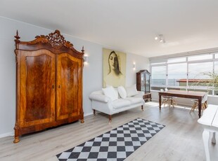 3 Bedroom Apartment For Sale in Sea Point