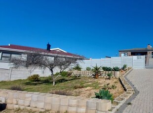 5 Bedroom House For Sale in Jongensfontein