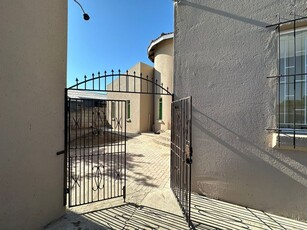 3 Bedroom House For Sale in Bo-dorp