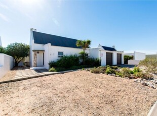 3 Bedroom House For Sale in Jacobsbaai