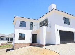 3 Bedroom House For Sale in Jeffreys Bay Central