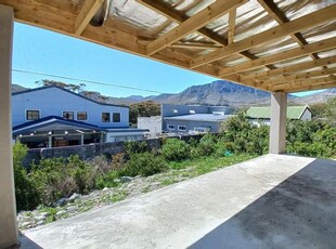 3 Bedroom House For Sale in Pringle Bay