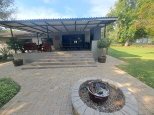 3 Bedroom House For Sale in Protea Park