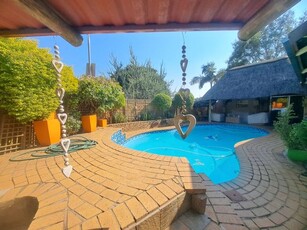 3 Bedroom House For Sale in Protea Park