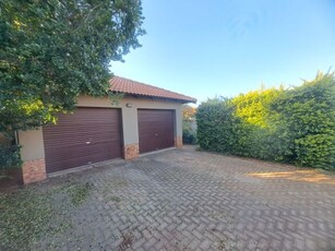 3 Bedroom House For Sale in Waterkloof East