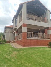 3 Bedroom House For Sale in Xanadu