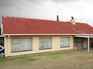 3 Bedroom with 2 Bathroom For Sale Gauteng