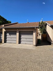 4 Bedroom Detached To Let in Bo-dorp