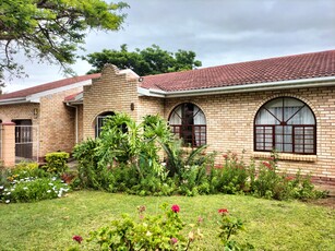 4 BEDROOMED FAMILY HOME