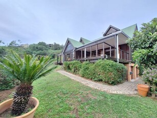 4 Bedroom House For Sale in Knysna Heights