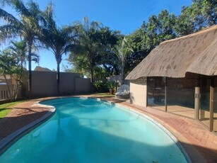 5 Bedroom House For Sale in Protea Park