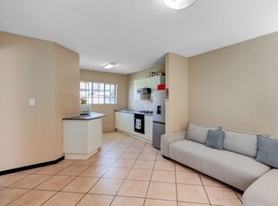 Apartment / Flat For Sale in Florida, Roodepoort