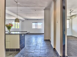 Apartment / Flat For Sale in Fresnaye, Cape Town